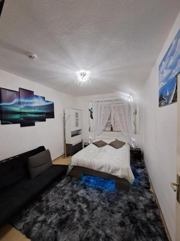 Complete Peacefully Situated Near The Airport Apartment Nuremberg